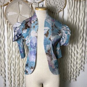 Masaki Matsuka  and Gray Floral Print Short Sleeve Open Front Shrug Cardi S/M